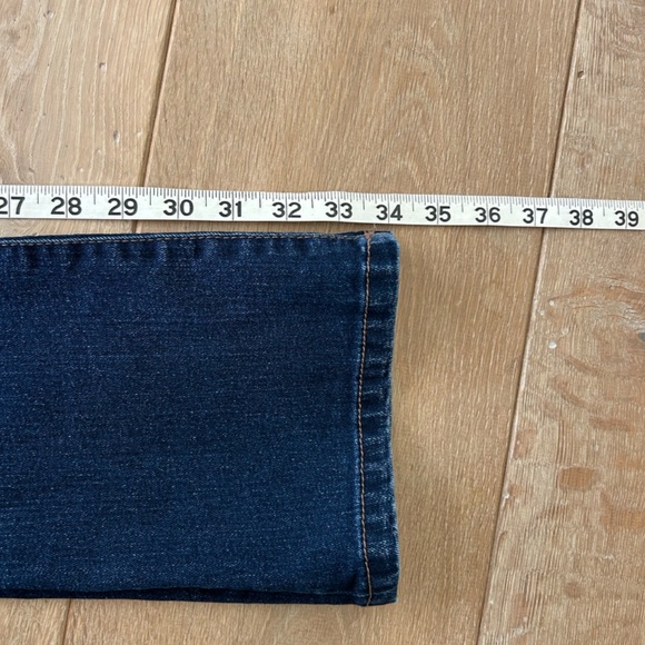 Joe's Jeans Starlet Mini Bootcut Size 26 - Picture 6 of 14